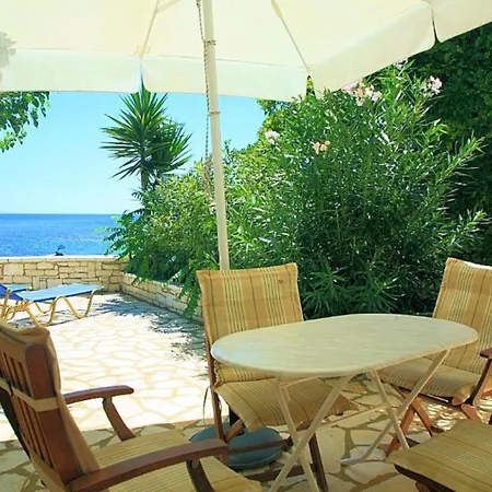 Apartamento Dinos Katávolos