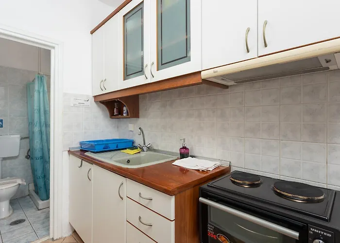Dinos Apartamento